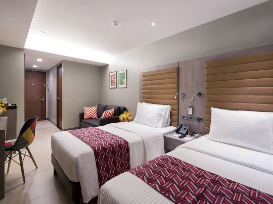 Solace Hotel Room Type - Deluxe Twin Room