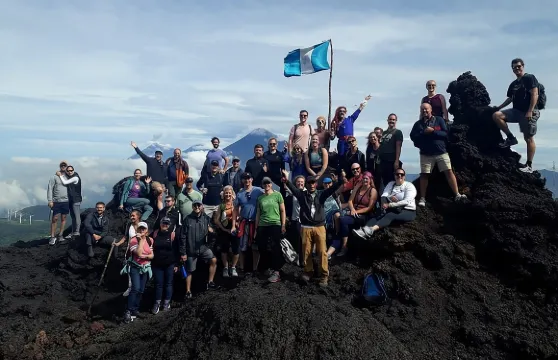 從安提瓜徒步前往帕卡亞火山