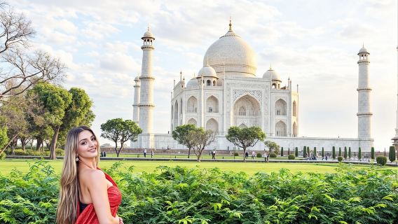 Same Day Taj Mahal, Agra Fort & Baby Taj Tour From Delhi by Car