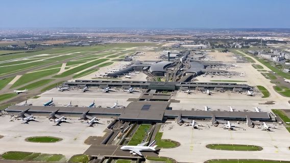法國巴黎巴黎市區‧戴高樂機場單程接駁[【接機或送機】