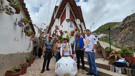 Cusco : Visite historique à pied avec Pisco Sour et musique locale
