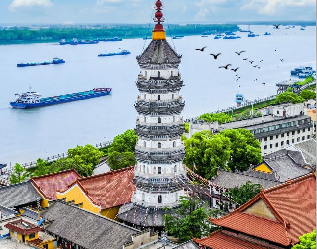 安慶：振風塔+巨石山風景区+倒扒狮歩行街|ガイド現地同行|カスタマイズ貸切チャーター#