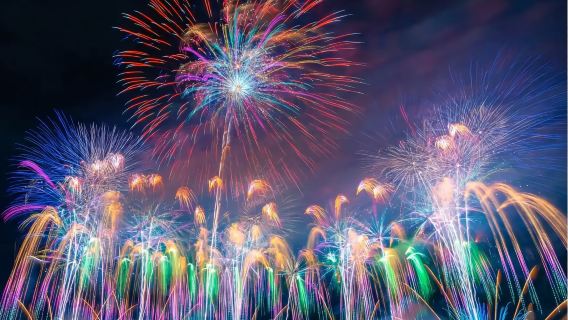 Kamakura, Giappone: crociera di un giorno con fuochi d'artificio ad Atami (include l'esperienza di osservazione dei fuochi d'artificio in barca ad Atami) (cinese/inglese)