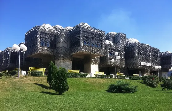 科索沃一日遊：從斯科普里出發的普里什蒂納與普里茲倫之旅