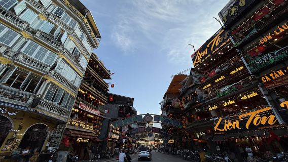 Sapa: funivia Fansipan, villaggio Cat Cat, tour Instagram di Moana