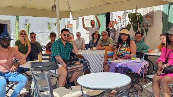 Santorini: Half-Day Sightseeing Tour with Hotel Pickup