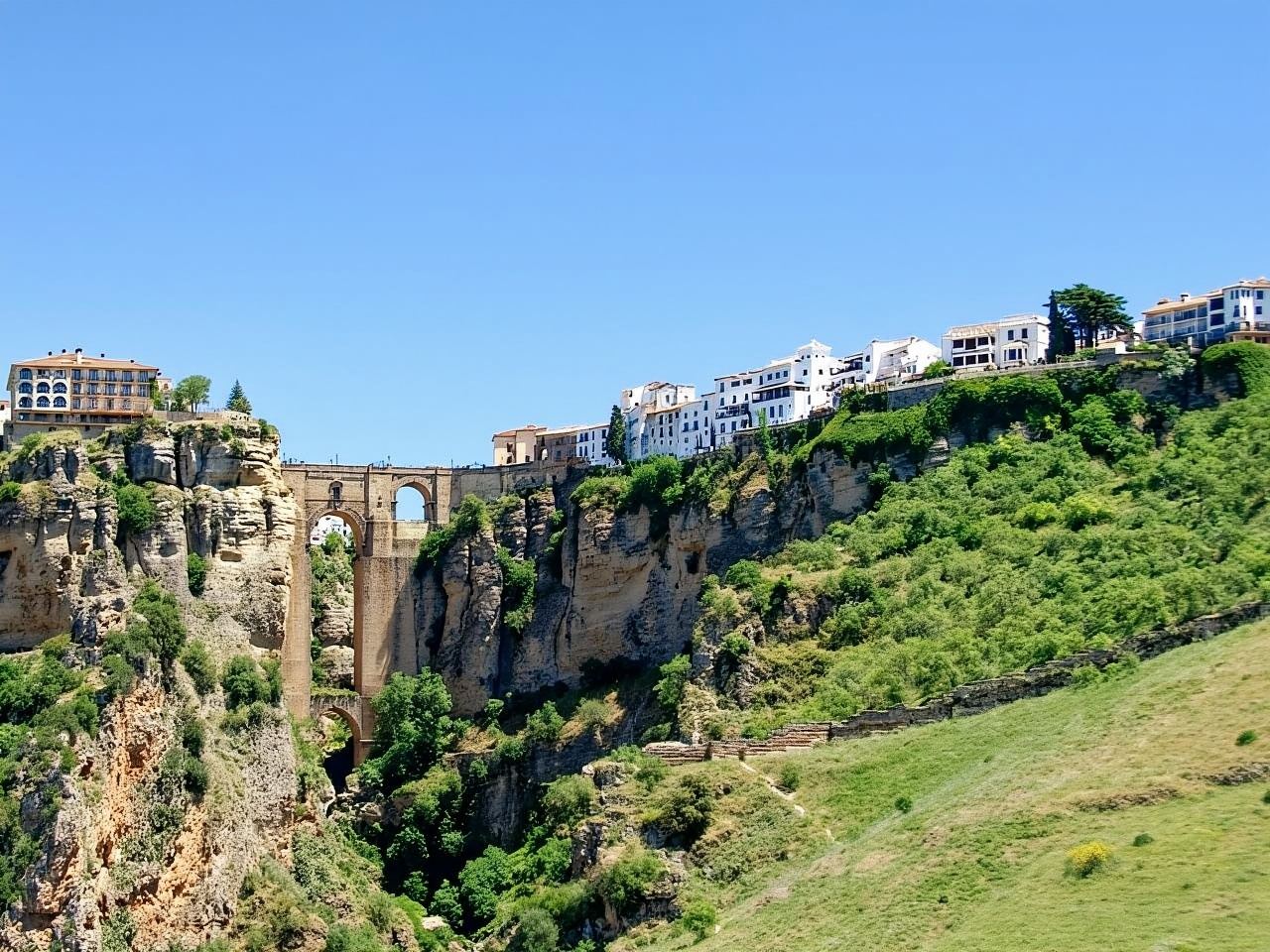 Desde La Costa del Sol: Ronda y Setenil Tiempo Libre