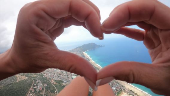Alanya: Parapendio in tandem da 700 m con incontro o prelievo