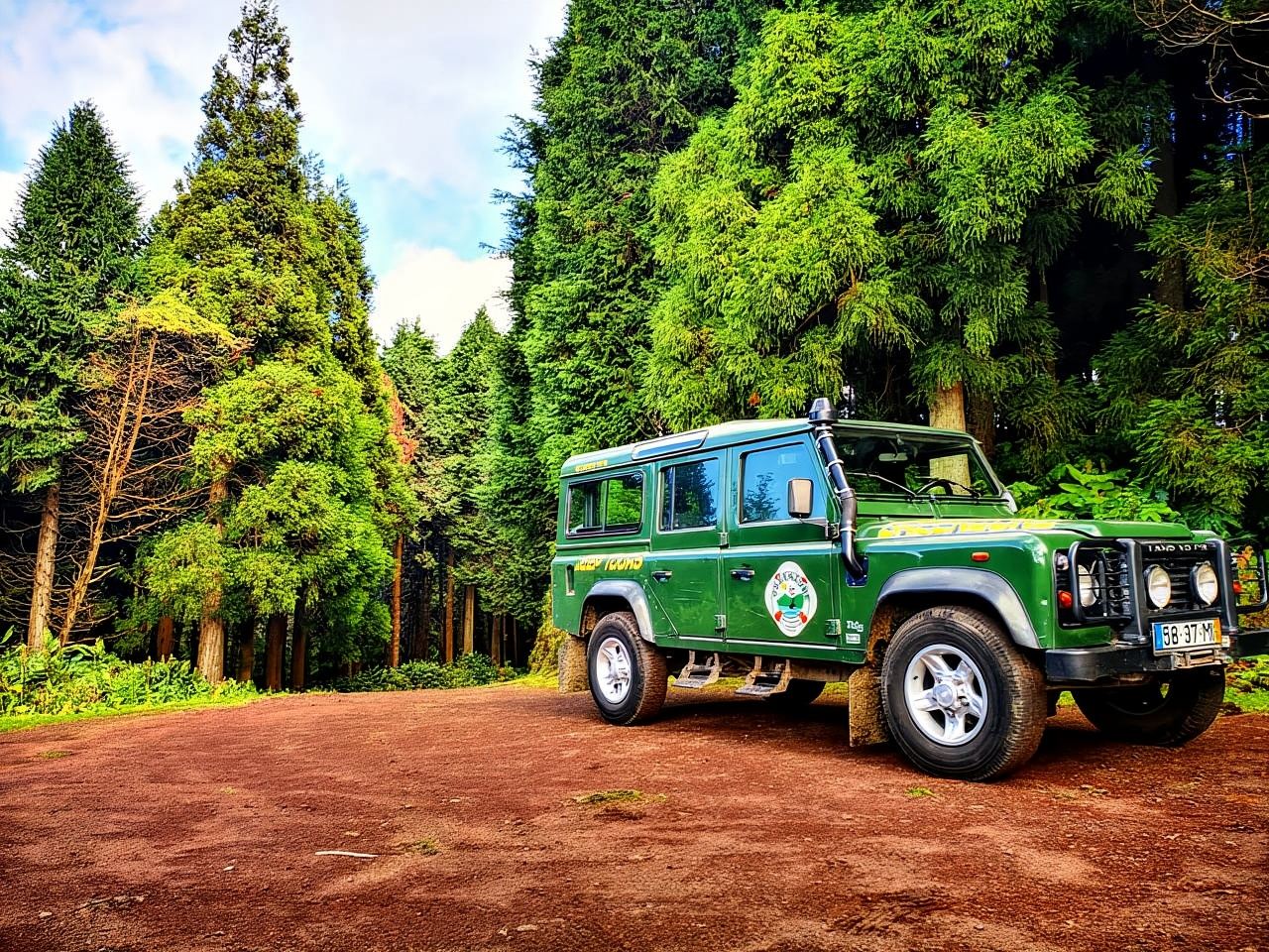 Half-Day 4X4 Tour Sete Cidades. Off the beaten Track.