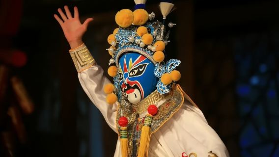 Chongqing Bayi Theater: Sichuan Opera (voorstelling van immaterieel cultureel erfgoed + ervaar oosterse charme + geniet langzaam van Gaiwan-thee)