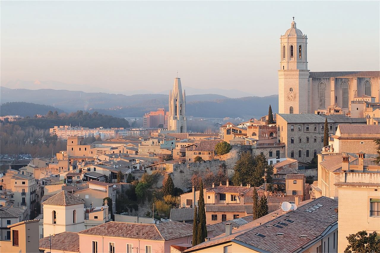 Visita guidata di Girona con Cattedrale, Bagni Arabi e Basilica di San Feliu