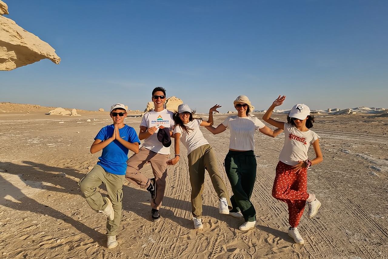 Tour giornaliero privato al Deserto Bianco e Bahariya