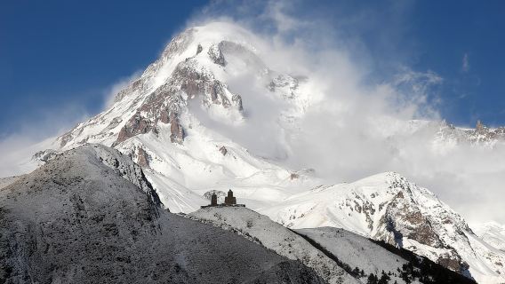 Tour di un giorno intero al maestoso Kazbegi