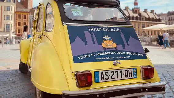 Unique Tour of Lille by Convertible 2CV - 1h00