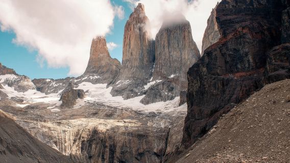 Wandertour durch den Nationalpark Torres del Paine ab Puerto Natales, Chile (Besichtigung der drei Türme)