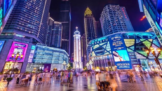 Huguang Huiguan Guild Complex + Mountain City Alley + EYE IN THE CLOUDS: Strolling Through the Mountain City|1-day tour with a native-speaking guide