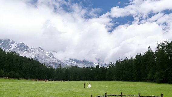 tour di un giorno a Lijiang Yulong Snow Mountain Spruce Meadow + Blue Moon Valley [gruppo di 8 persone|nessun bisogno di prenotare|regalo di ossigeno]