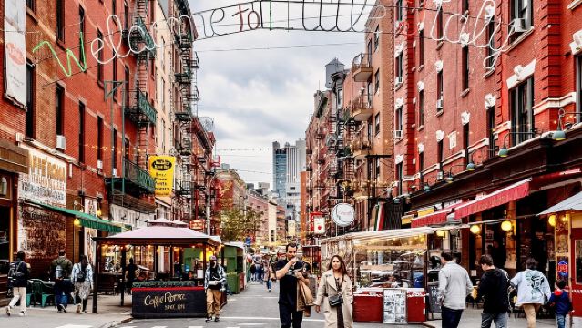 NYC: Chinatown & Little Italy Food Tour with 7 Flavorful Tastings