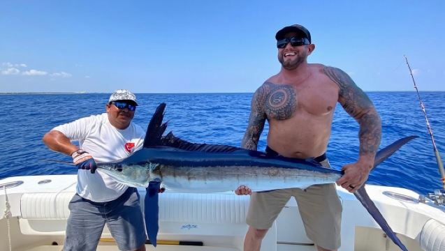 ทัวร์ตกปลาส่วนตัว 6 ชั่วโมงในเปอร์โต อเวนตูรัส ริเวียรา มายา