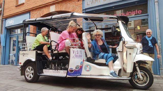 Экскурсия по Тулузу на электрическом тук-туке