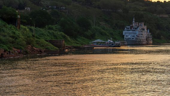 Puerto Iguazú: Sunset Cruise