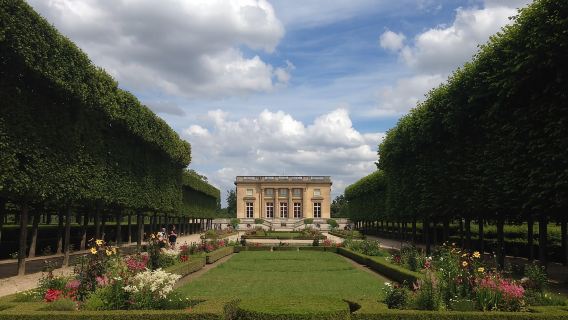 Ab Paris: Geführter Tagesausflug zum Schloss Versailles und den Gärten