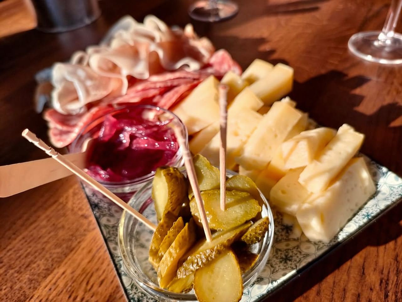 Cavaion: Lake Garda Wine & Food Tasting with Vineyard Tour