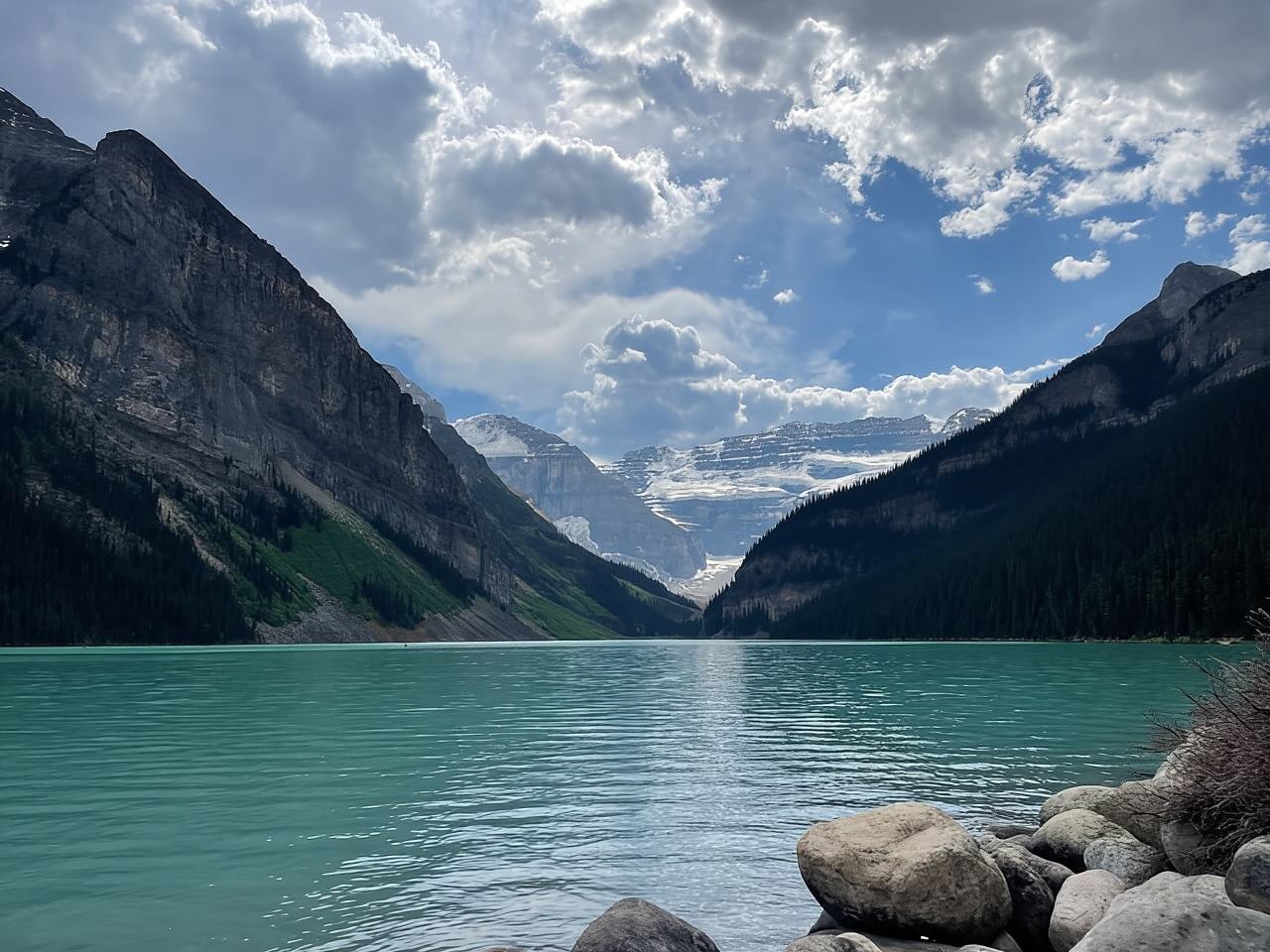 From Calgary: Banff, Moraine Lake and Lake Louise Tour