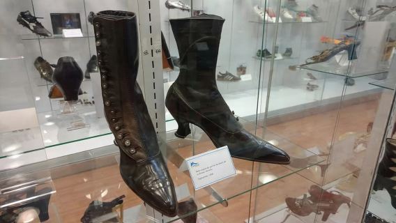 เม็กซิโกซิตี้: เรื่องราวชาวเกย์