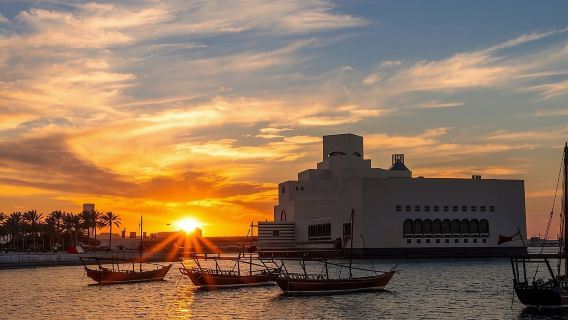 Doha: crociera in dhow con prelievo, rientro, tè e rinfreschi