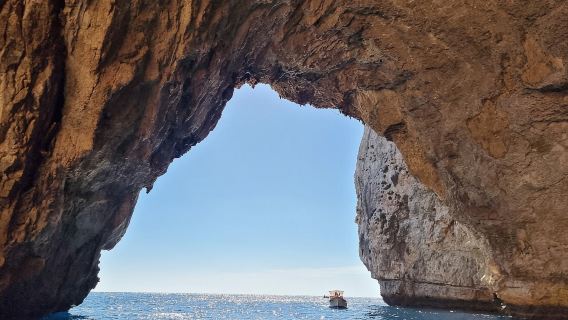 馬耳他藍洞+瓦萊塔聖約翰大教堂+舊薄荷街+大王宮上巴拉卡花園