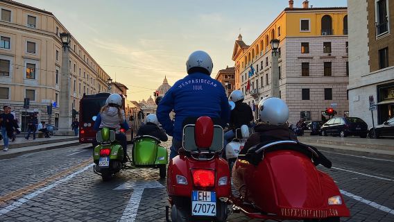Afternoon Vespa Sidecar Tour with Gourmet Gelato Stop