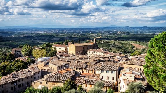 佛羅倫斯來回錫耶納+蒙特里久尼+聖吉米尼亞諾｜中文包車一日遊