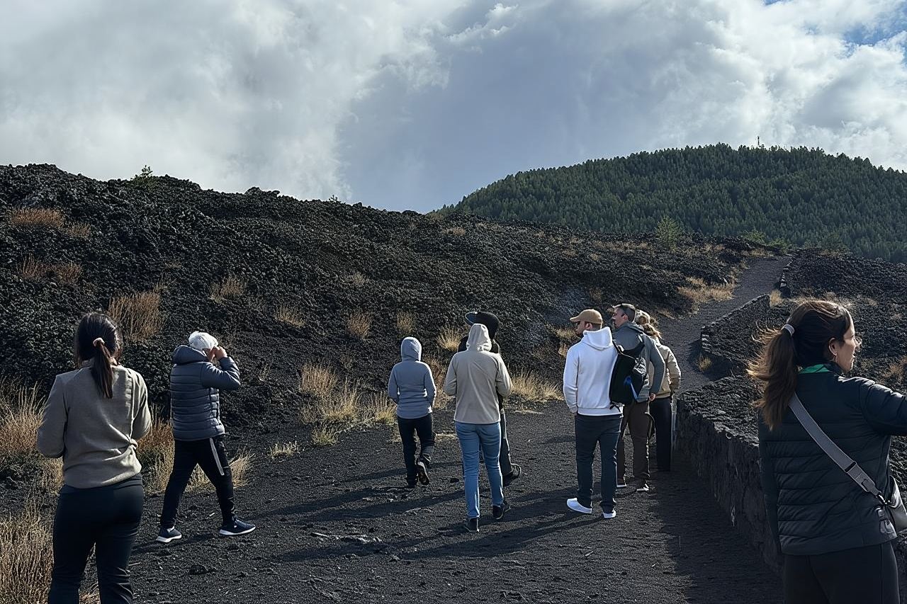 Tour mattutino in jeep sull'Etna