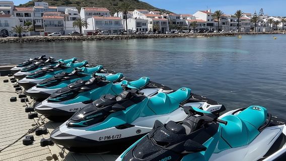 Menorca: Petualangan Kayak dan Snorkeling di Cagar Laut