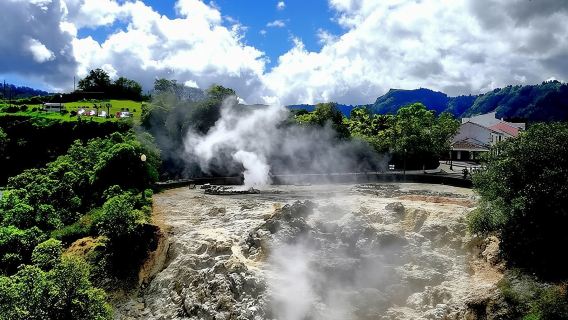 Full Day Jeep Tour Furnas with lunch (Cozido) and drinks included