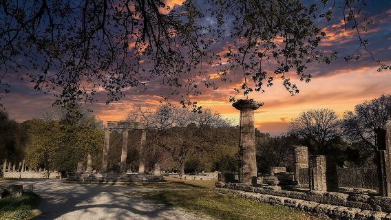 Private Katakolon Excursion to Ancient Olympia, Winery and Beach