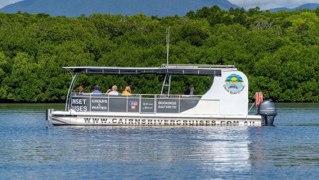 Сафари-экскурсия по заливу Тринити в Кэрнсе