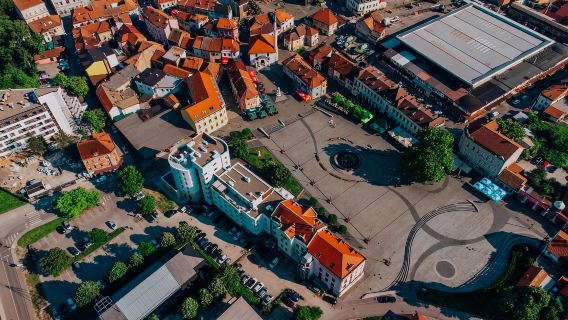 การเดินทางผ่านบอสเนียและเฮอร์เซโกวีนาผ่านยุคสมัยต่างๆ: จากปราสาท Tešanj สู่ทะเลสาบ Pannonian