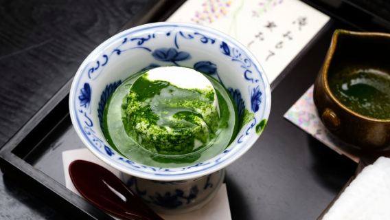 Matcha Affogato-Erlebnis: Traditionelle Aromen in den Gärten von Schloss Kokura