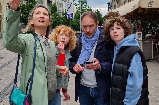 一邊玩樂一邊探索昂熱！密室逃脫遊戲 - 煉金術師