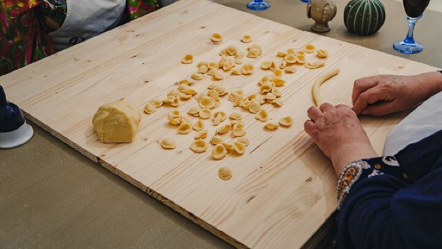 Polignano : Typical Cooking Class with Aperitif and wine included