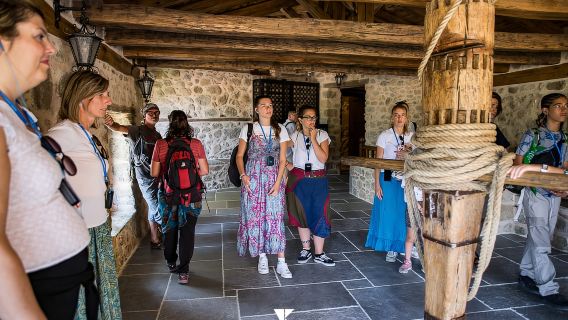 From Kalabaka: Authentic Meteora Hiking Tour - Local Agency