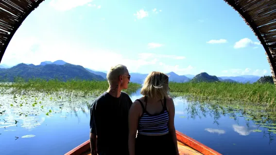 Virpazar : aventure historique et nature en bateau sur le lac de Skadar