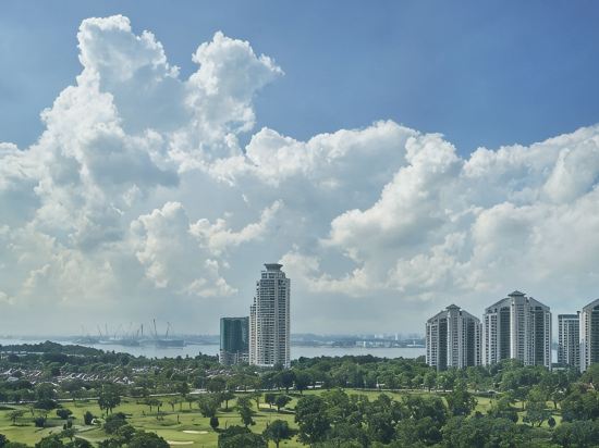 Renaissance Johor Bahru Hotel by Marriott - Tap to explore photos