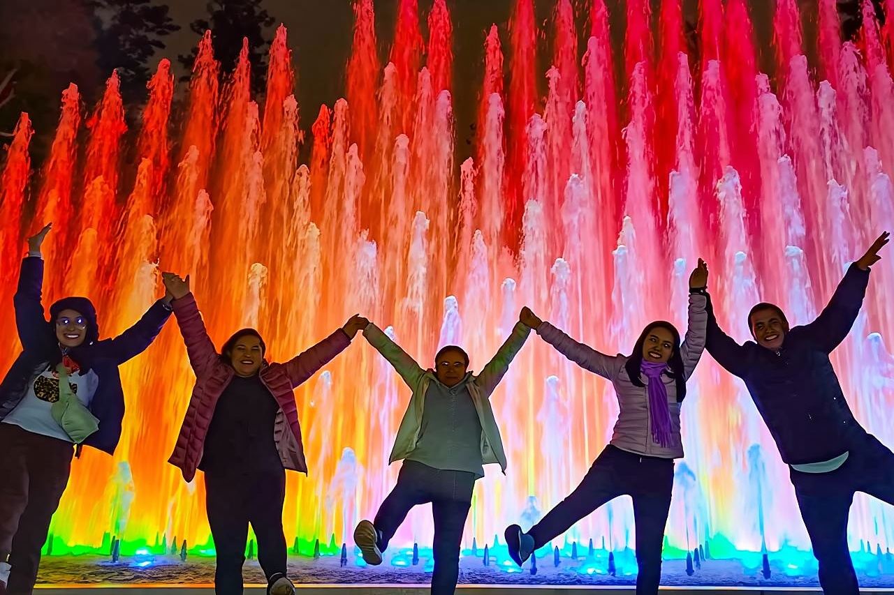 利馬夜遊：魔幻水上樂園與噴泉表演