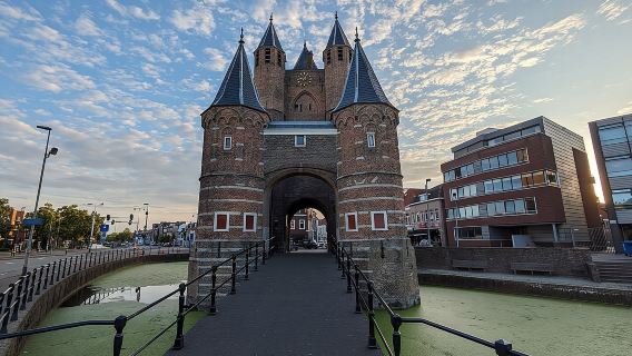 Haarlem Battle Quest: Selbstgeführtes Stadtverteidigungsabenteuer