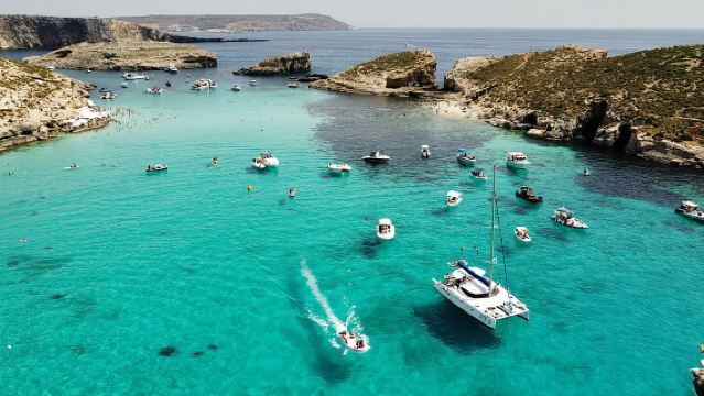 From Sliema: Malta Cruise to Blue Lagoon, Crystal Lagoon & Caves