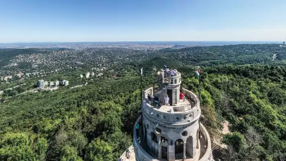 Budapest: Elisabeth Lookout Tower Chairlift Ticket and Tour