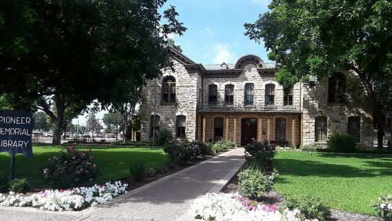 San Antonio: Texas Hill Country and Fredericksburg Day Trip